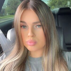 Meet your Posher, Jenna